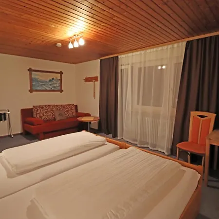 Hotel Kreuz Hoehengasthof Breitnau Exterior photo
