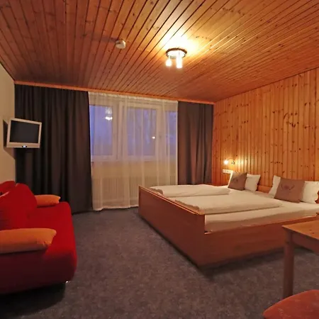 Hotel Kreuz Hoehengasthof Breitnau Exterior photo